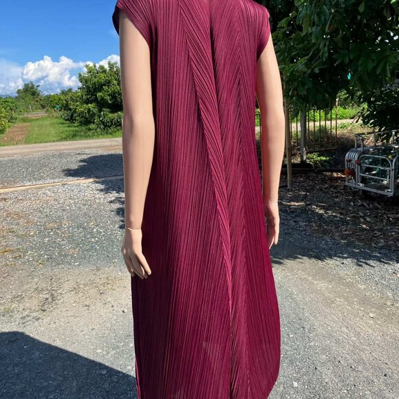 PLEATS PLEASE Issey Miyake Oversized Sleeveless Purple Red V-Neck Dress Size 3 L - Picture 8 of 11